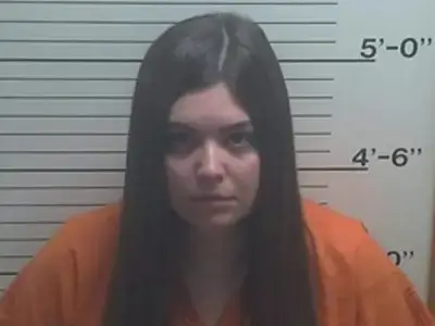 Substitute teacher jailed for sending nude photos to 14-year-old student