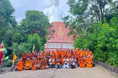 Thai nurse defies Buddhist custom to save monks in deadly crash
