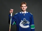 Canucks Goalie Prospect Alexei Medvedev Embraces Doubt, Aims for OHL Dominance