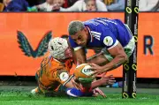 France rally with 30 straight points to beat Australia 42-26 in Brisbane