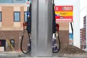 Fuel Prices Surge Even as Crude Oil Eases, Threatening Trump's Inflation Pledge