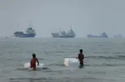 Iran declares Hormuz strait closed, US military insists traffic flowing