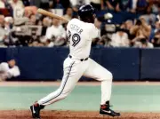 Joe Carter Statue Sparks Debate on Blue Jays Greats and Legacy