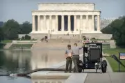Lincoln Memorial Reflecting Pool Drained Again in Trump's Troubled Revamp