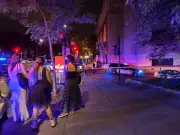 Montreal shooting sends 19-year-old man to hospital; police search for suspect