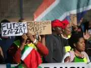 Nigeria says no sign South Africa xenophobic violence letting up