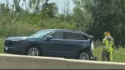 One dead after 8-vehicle crash on Highway 401 in Cambridge, Ont.