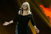 Pop Star Bonnie Tyler Dies Unexpectedly at 75, Family Says