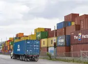 Quebec targets Ontario truck drivers with new training rules