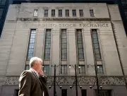 S&P/TSX composite down over 600 points after Trump says Iran ceasefire over