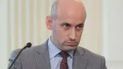 Stephen Miller's 'Alpha Male' Dating Advice Debunked by Experts