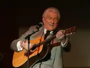Tommy Hunter, Canada's Country Gentleman, dies at 89