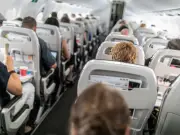 Travel Bubble Looms for Canadian Airlines, Expert Warns