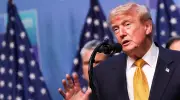 US Airstrikes on Iran Hit Bahrain, Kuwait, Qatar; Ceasefire at Risk